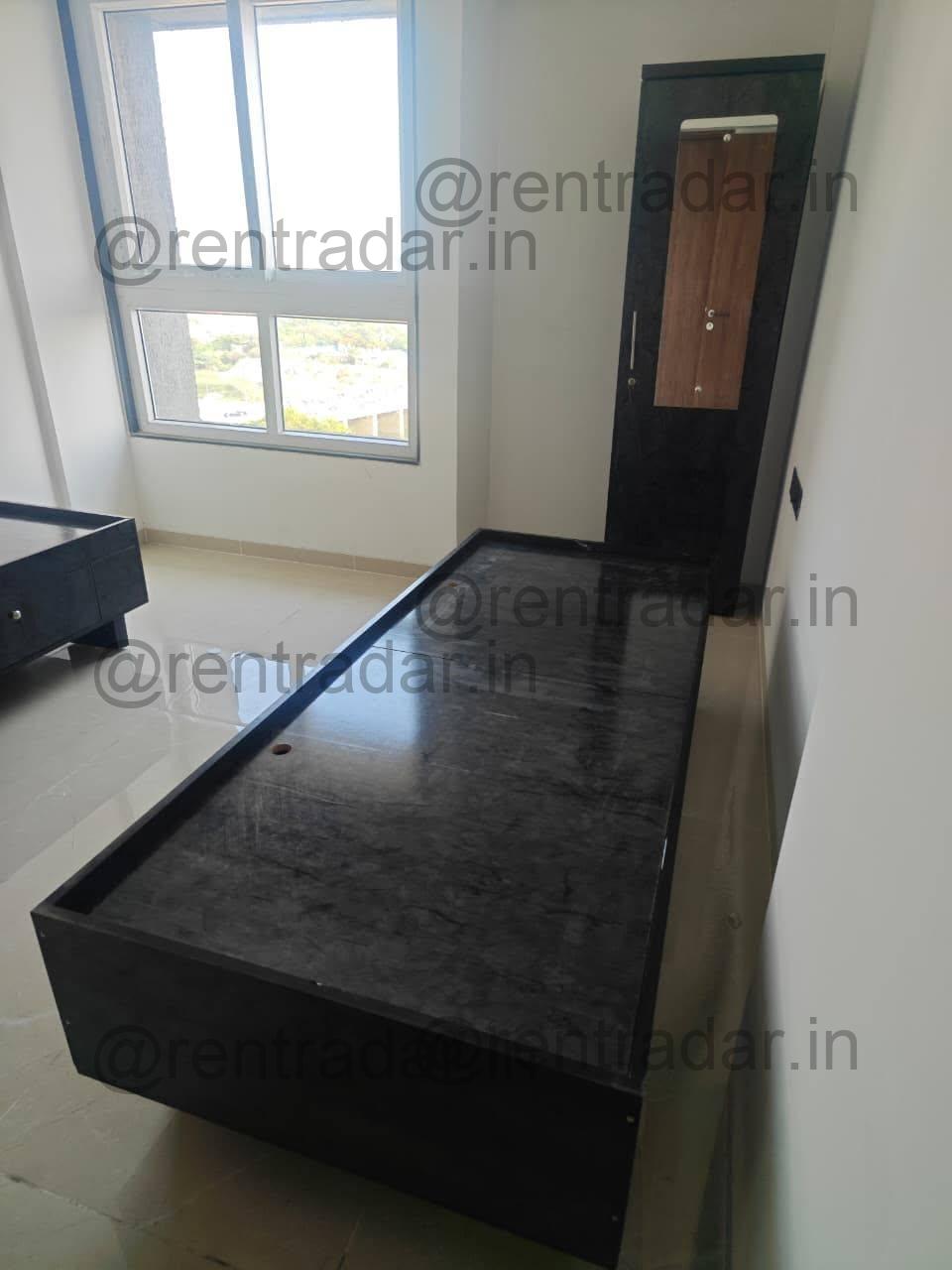 Room Available at Kharadi