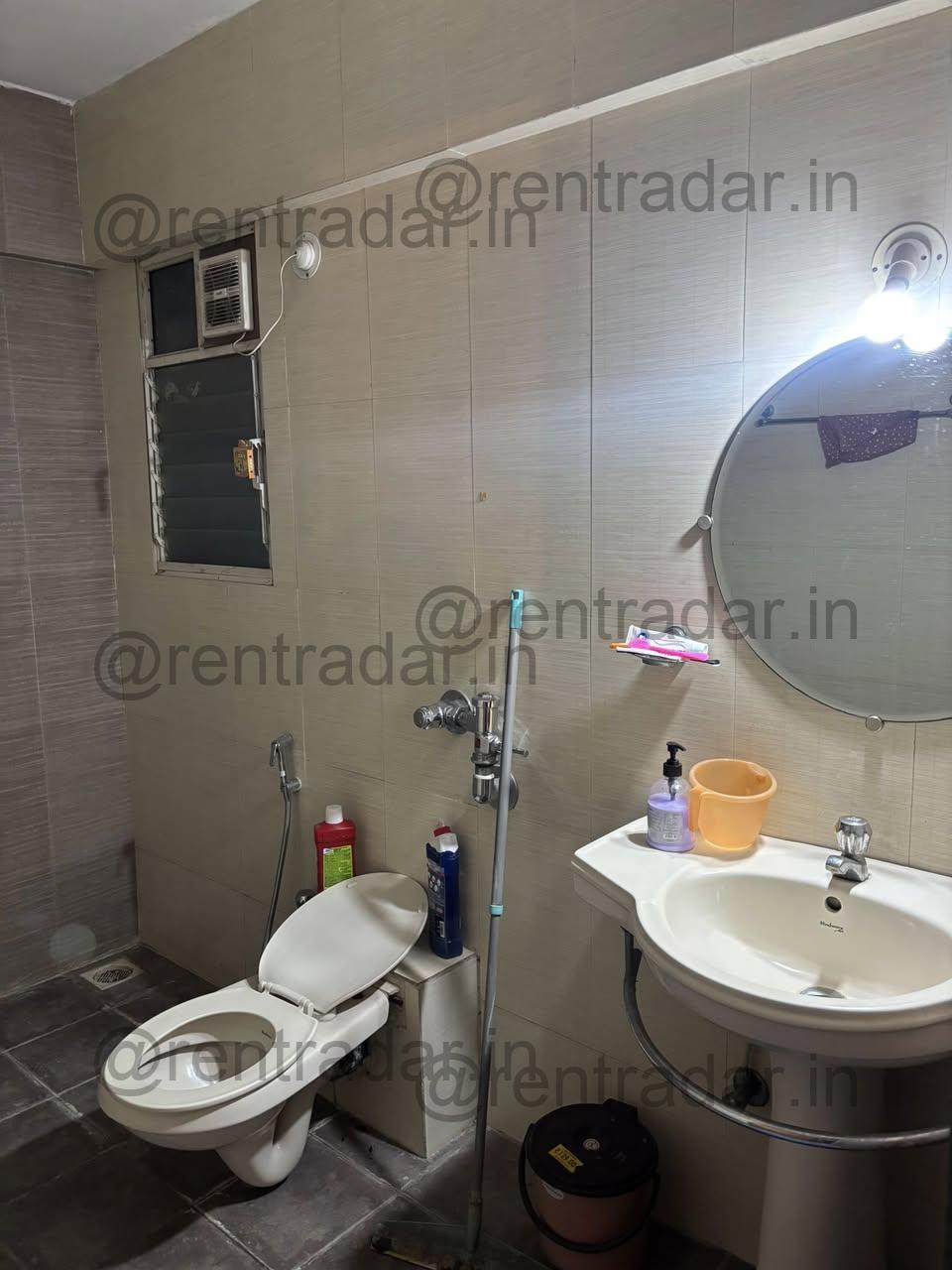 Room in 2bhk at Koregaon Park Annexe