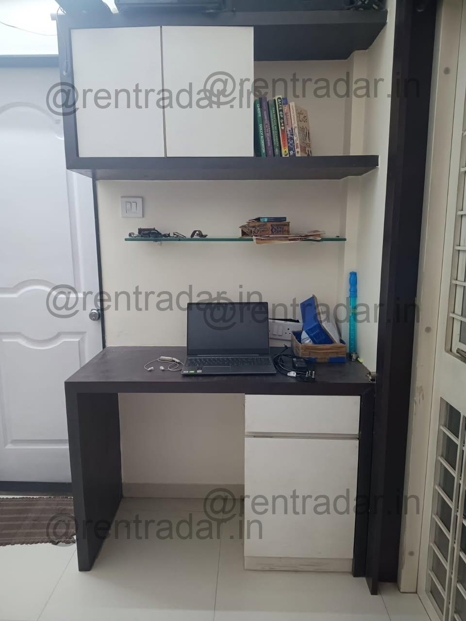 Room in 3 Bhk at Morewadi