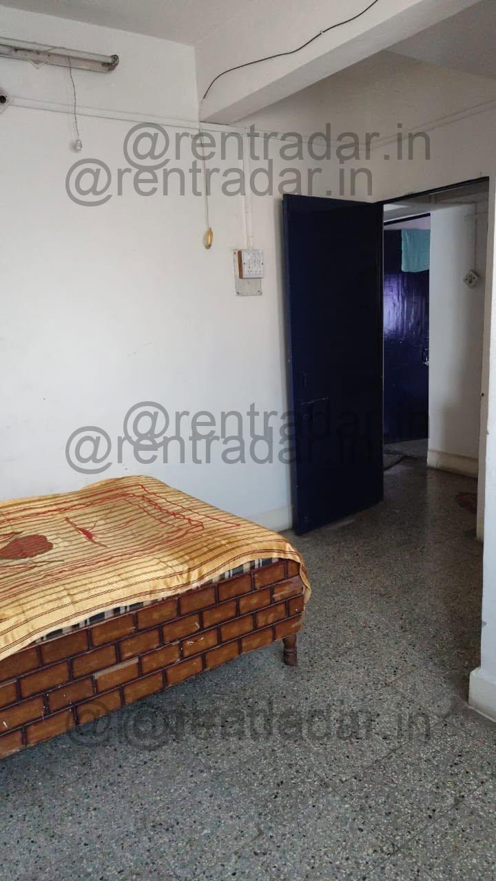 Room in 3bhk at Sinhagad Road Manik Baug Back Side of Khau Gali