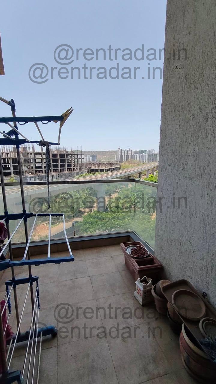 Room in 3bhk at Hinjewadi (tinsel Town)
