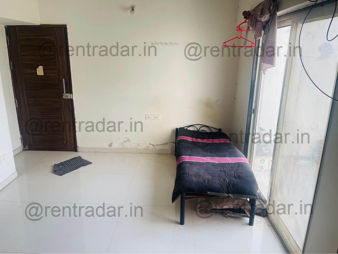 Room in 2 Bhk at Not Specified