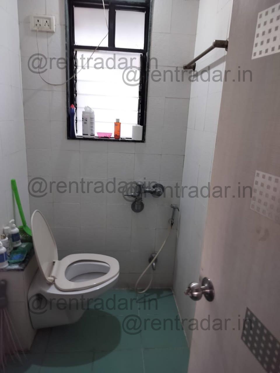 Room in 2 Bhk at Magarpatta City (iris Society)