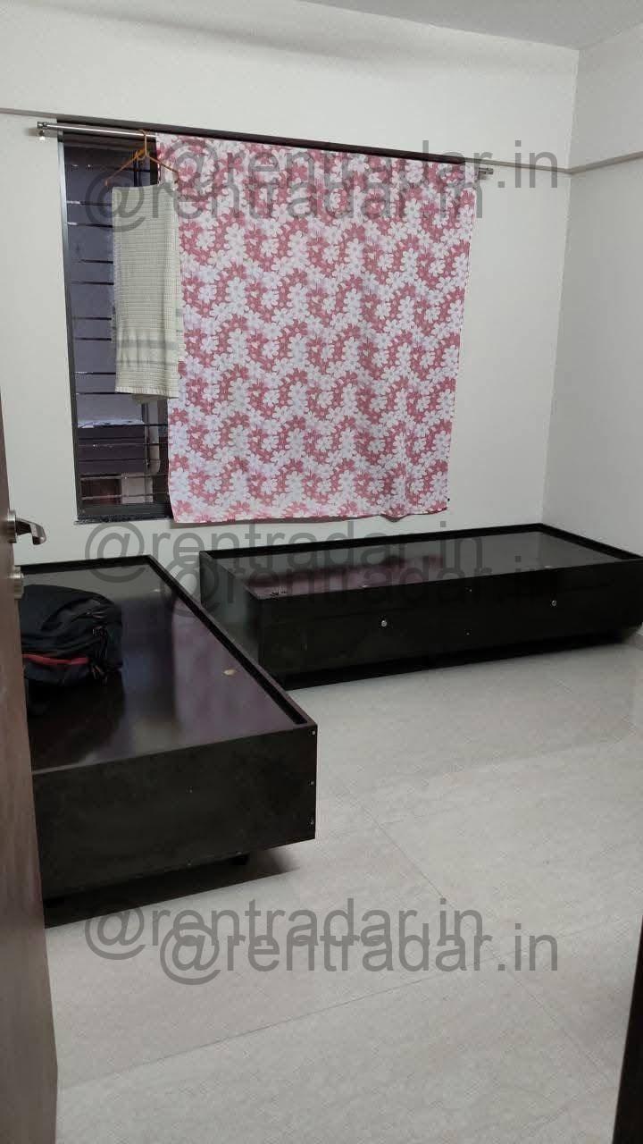 Room in 2bhk at Kharadi (menlo Homes Kharadi Next)