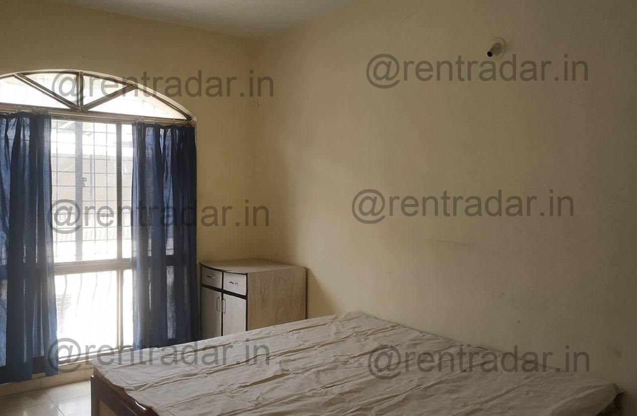 Room Available at BT Kawade Road