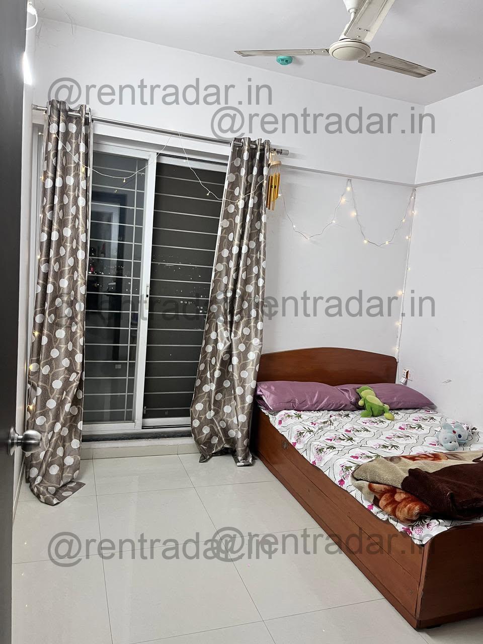 Room in 3 Bhk at Keshav Nagar (mantra Insignia)