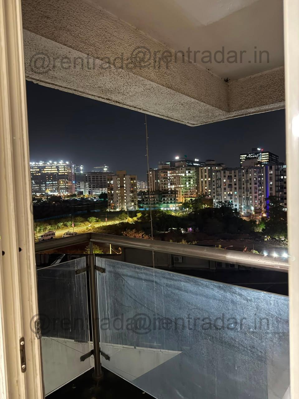 Room in 3 Bhk at Kharadi