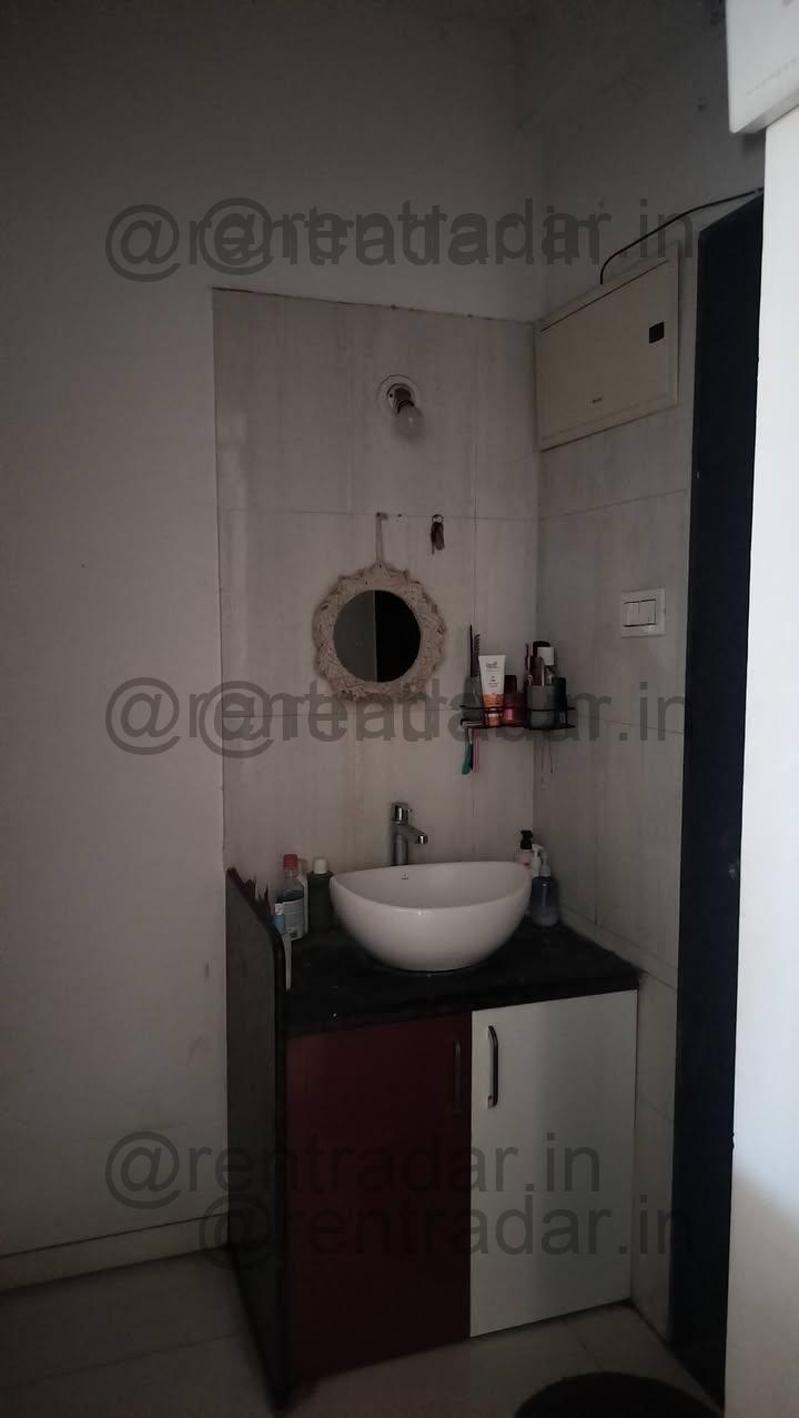 Room in 2bhk at Bhumkar Chowk