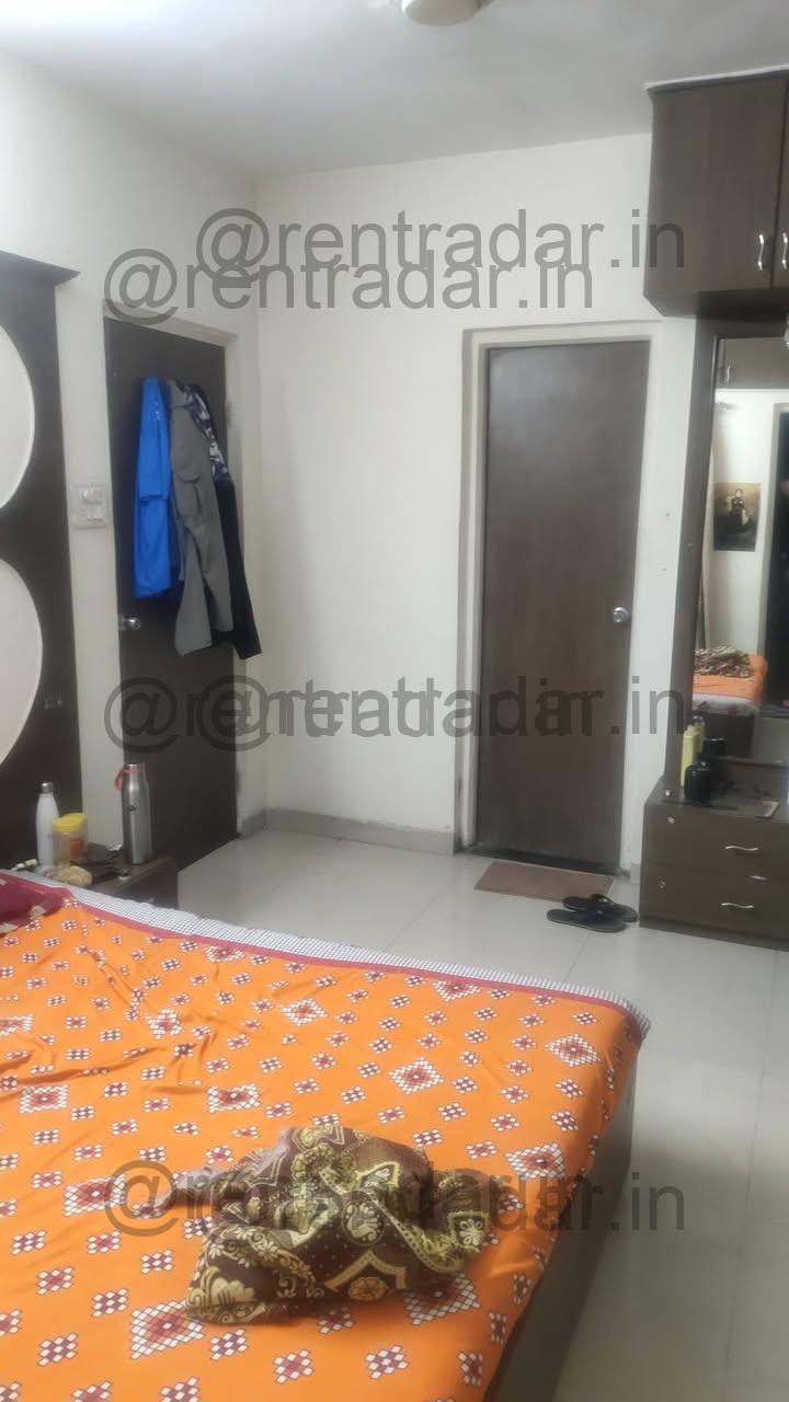 Private Room in 2bhk at Hari Ganga Society (hari Ganga Society)