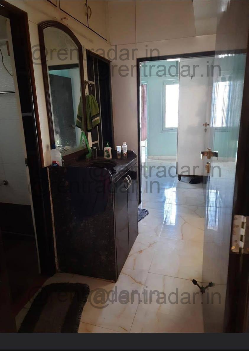 Room in 2bhk at Kashmiri Colony, Yerwada