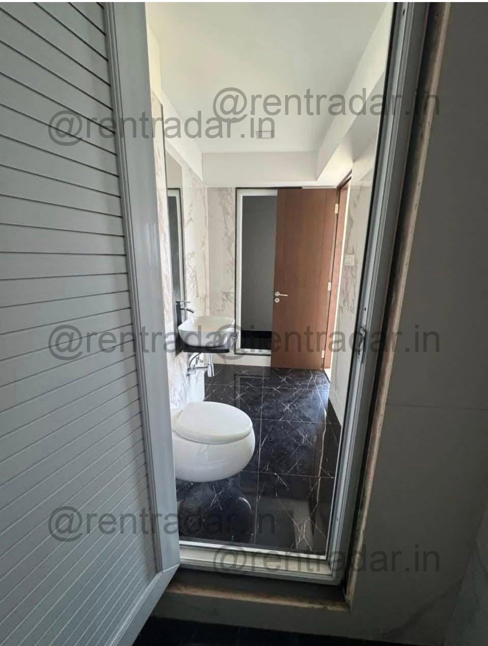 Room in 3bhk at Parel (ruparel Ariana)