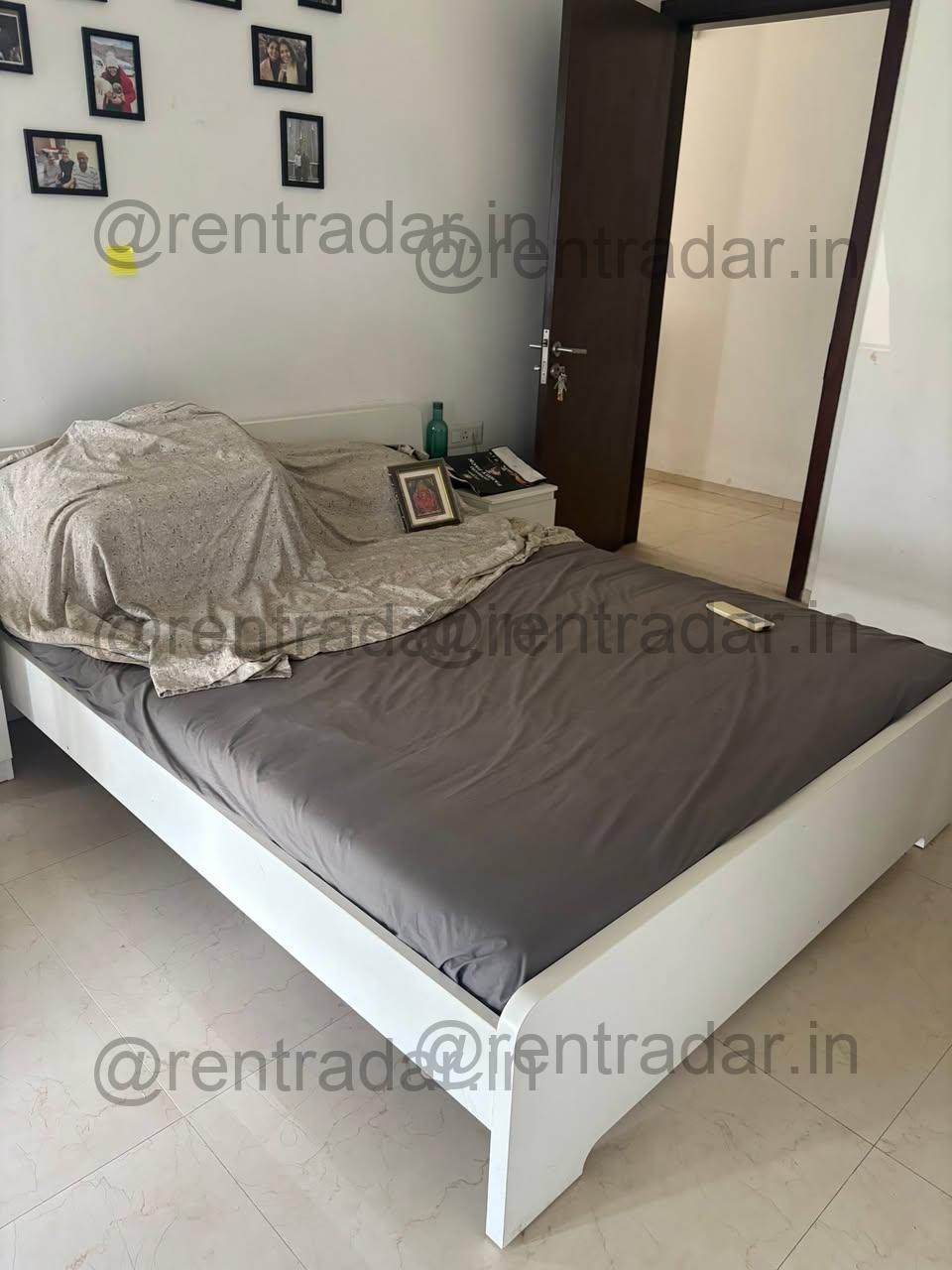 Room in 3bhk at Parel (ruparel Ariana)
