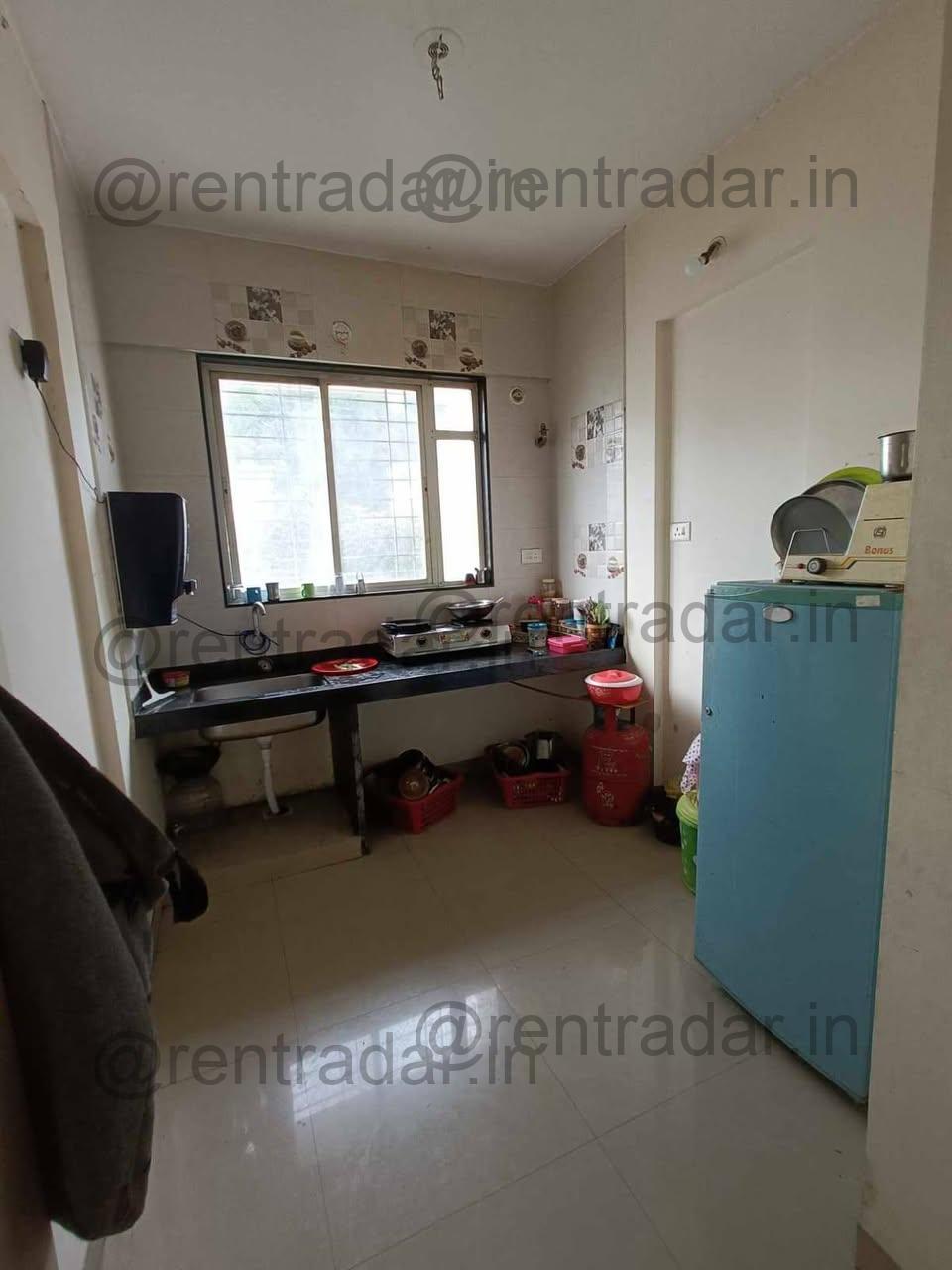 Room in 2 Bhk at Kothrud (mokate Tower)