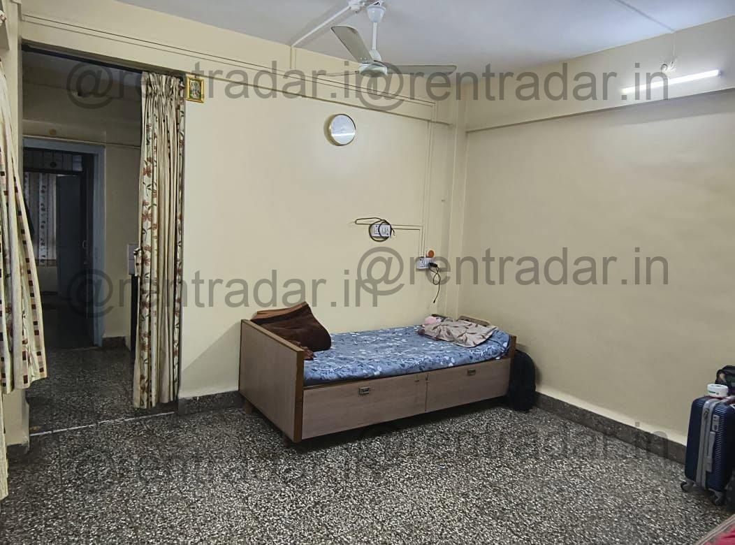 Room in 1bhk at Aundh