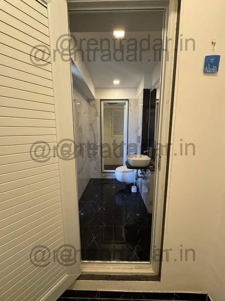 Room in 3bhk at Parel (ruparel Ariana)