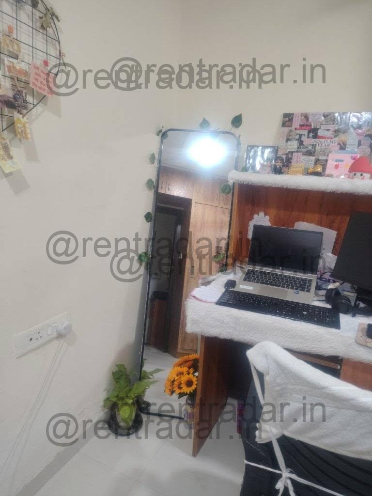 Private Room in 2 Bhk at Dhanori