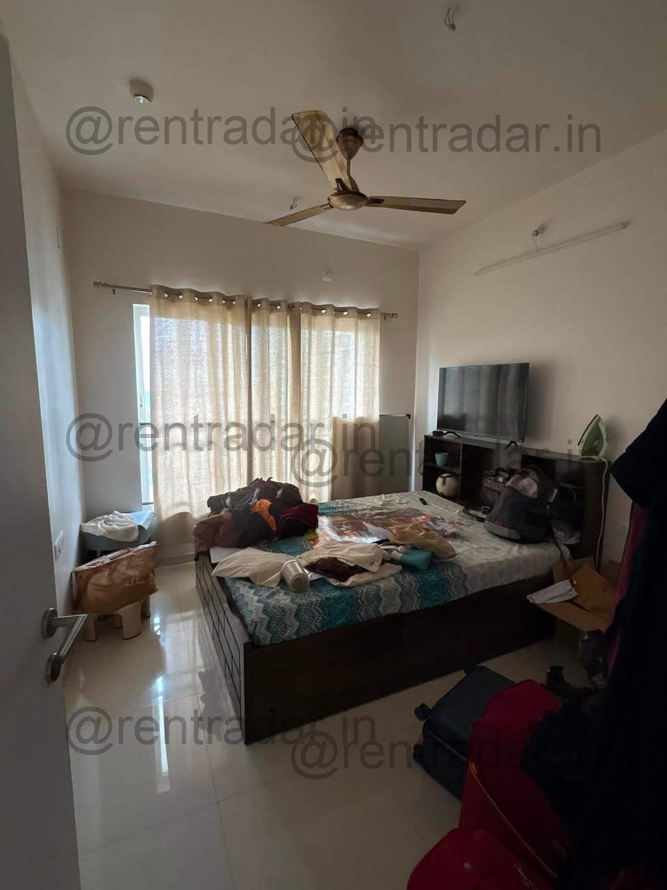 Room in 2bhk at Keshav Nagar (godrej Rejuve)