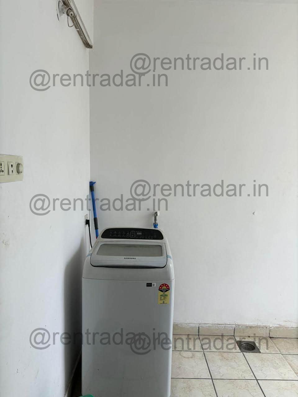 Room in 3.5 Bhk at Kharadi (marvel Zephyr)