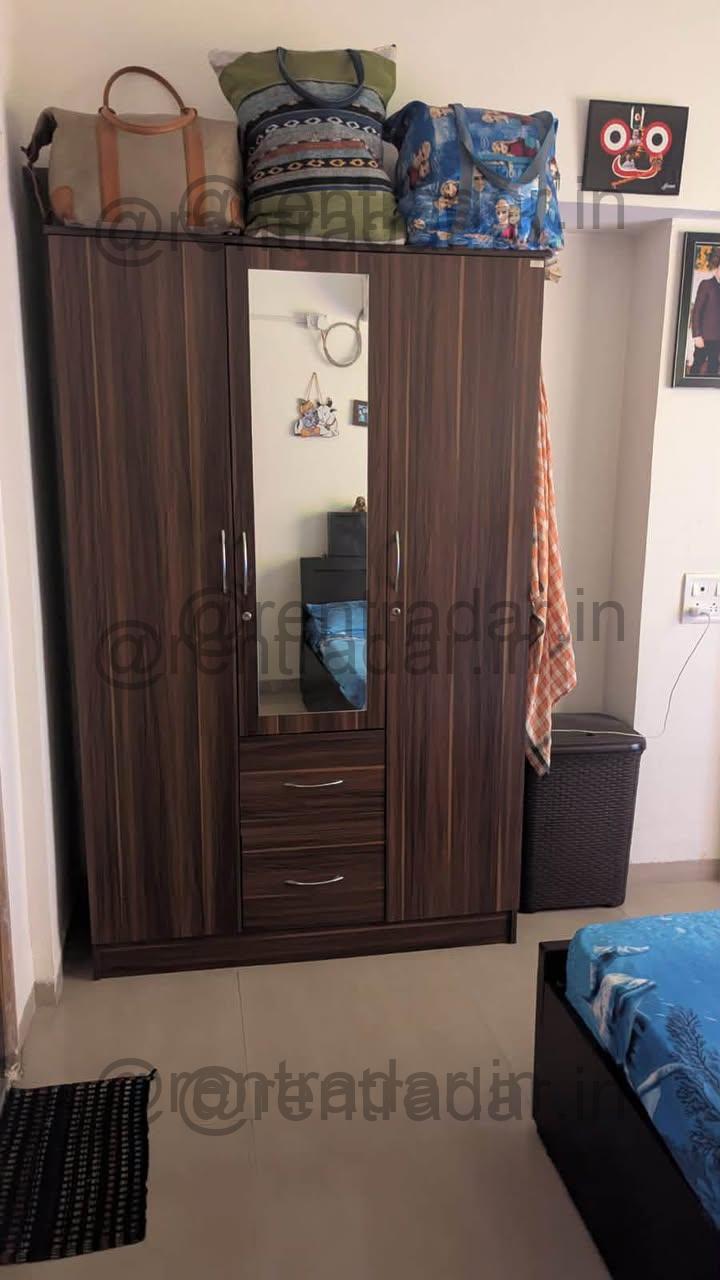 Room in 2 Bhk at Wadgaon Sheri