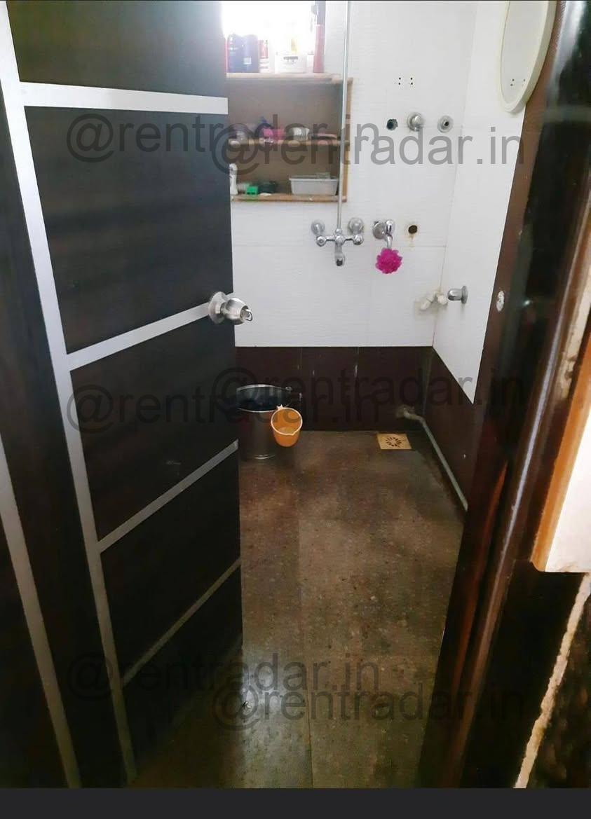 Room in 2bhk at Kashmiri Colony, Yerwada