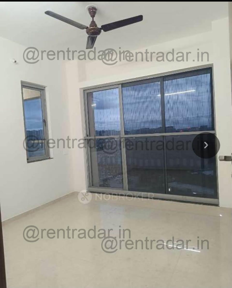 Private Room in 2bhk at Kharadi (vj Yashwin Enchante)