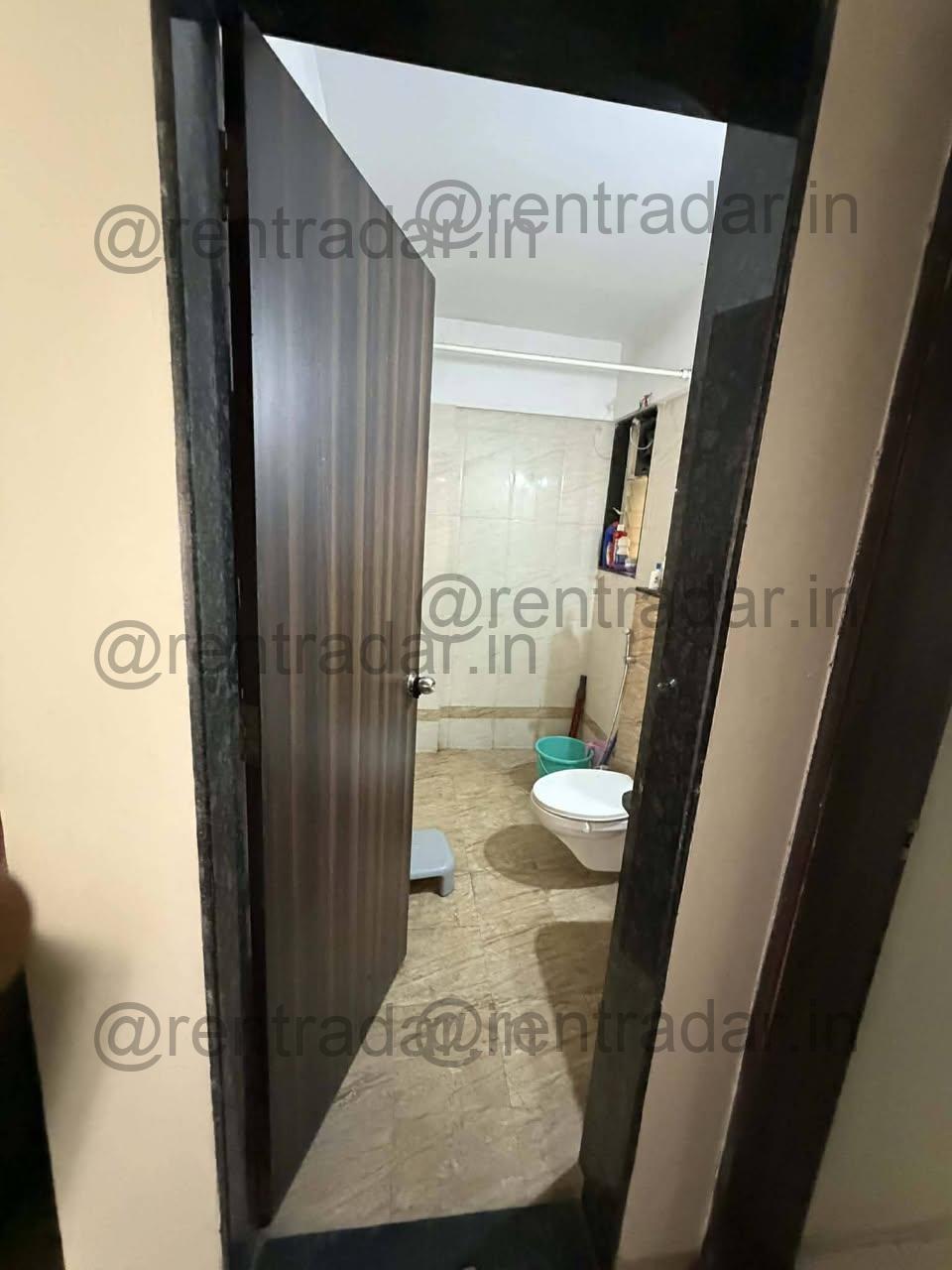 Private Room in 2.5 Bhk at Lohegaon (brahma Sky City)