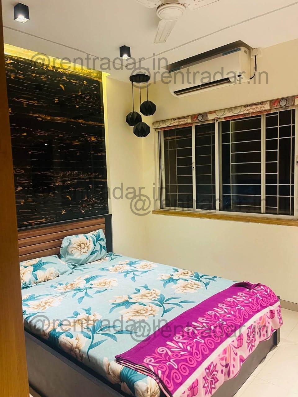 Room in 3bhk at Ghorpadi