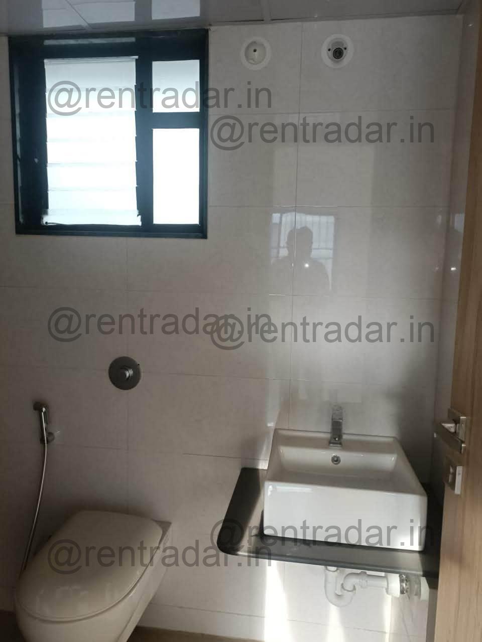 Room in 2bhk at Dhanori (kohinoor Viva City)