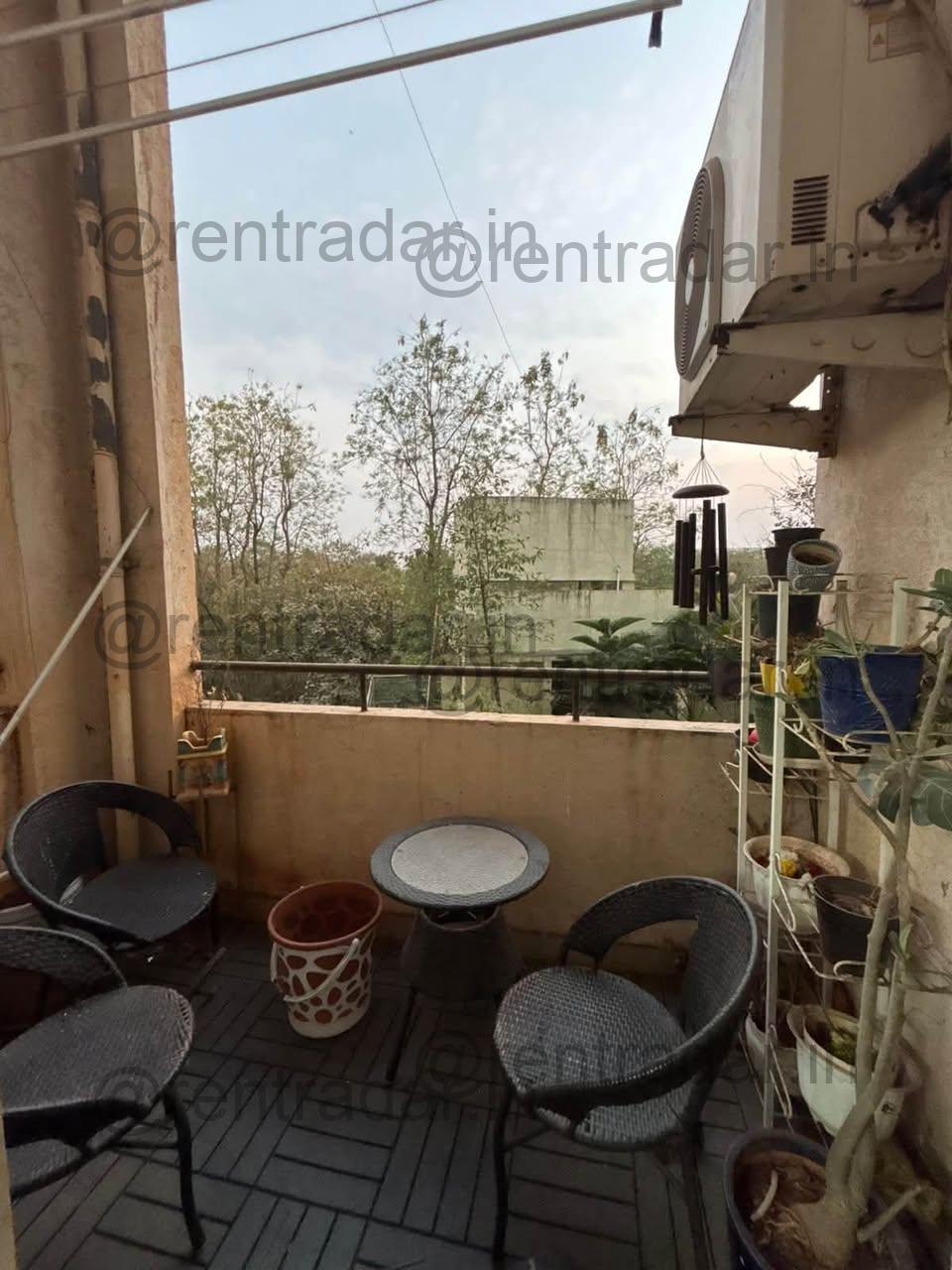 Room in 3bhk at Kharadi