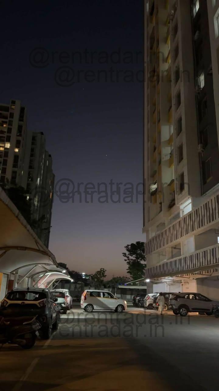 Room Available at Balewadi (pristine Equilife Homes)