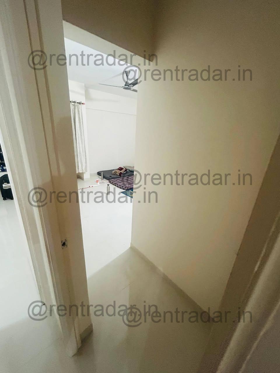 Room in 3 Bhk at Hadapsar