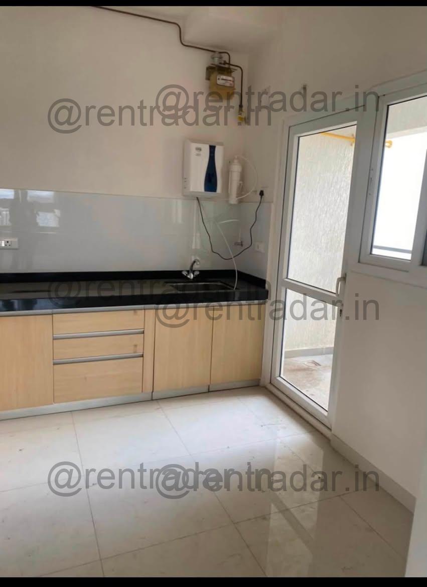 Room in 2.5 Bhk at Keshav Nagar, Mundhwa (godrej Infinity)