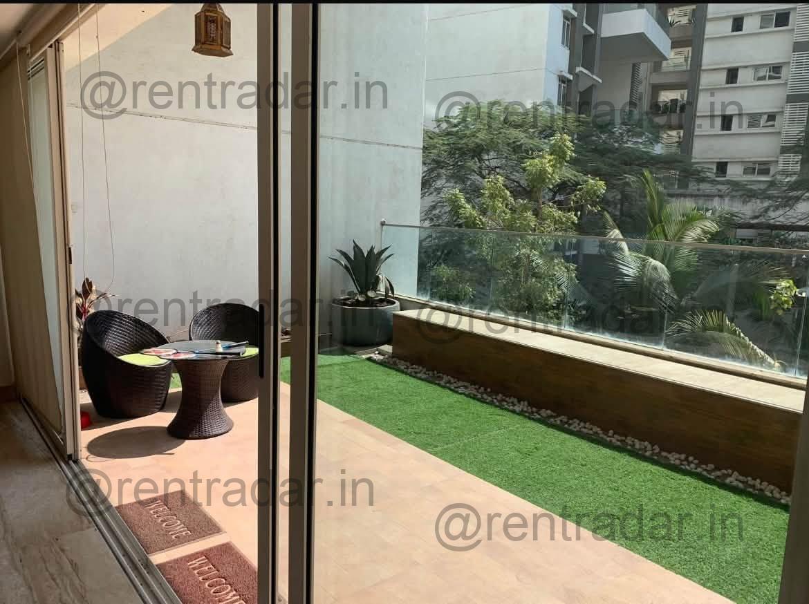 Room in 3bhk at Kharadi (marvel Zephyr)