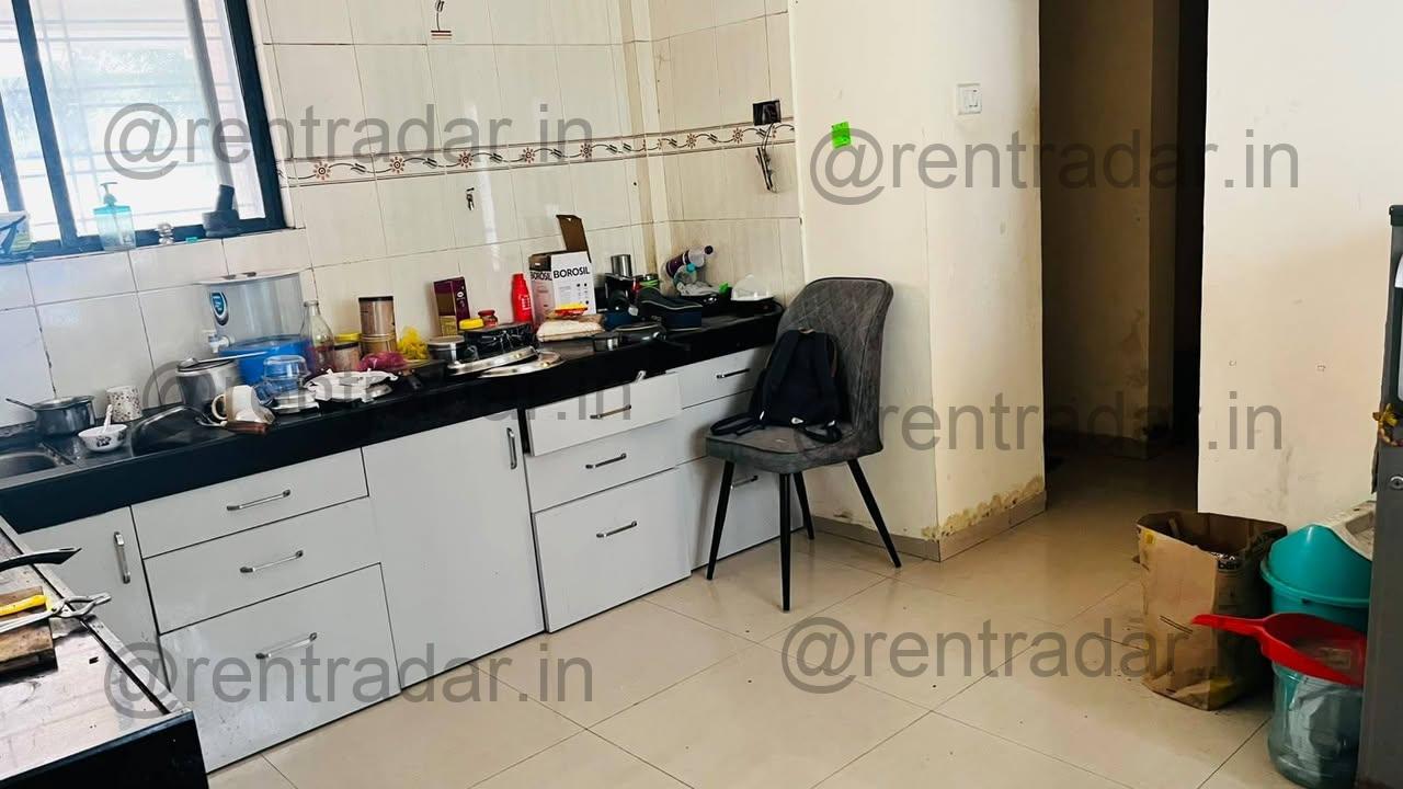 Room Available at Kharadi (atharva Garden Society)