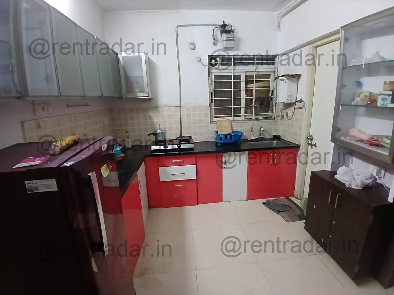 Room in 2 Bhk at Amanora Trendy Towers Society (amanora Trendy Towers Society)
