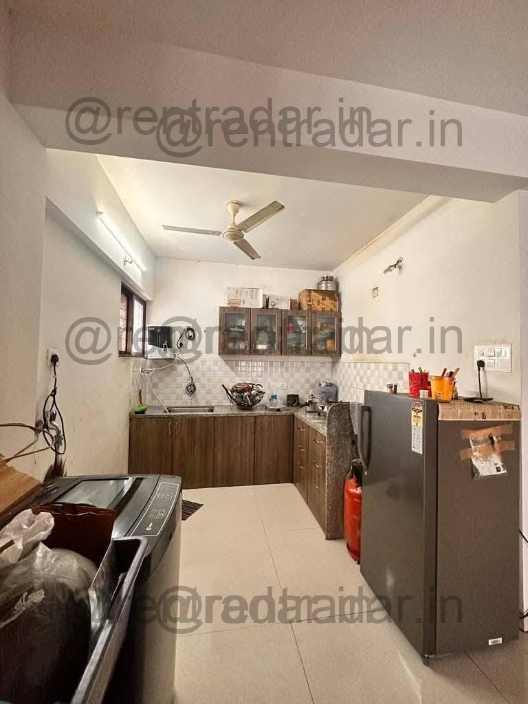 Room in 2bhk at Kharadi (alcon Rethos Society)
