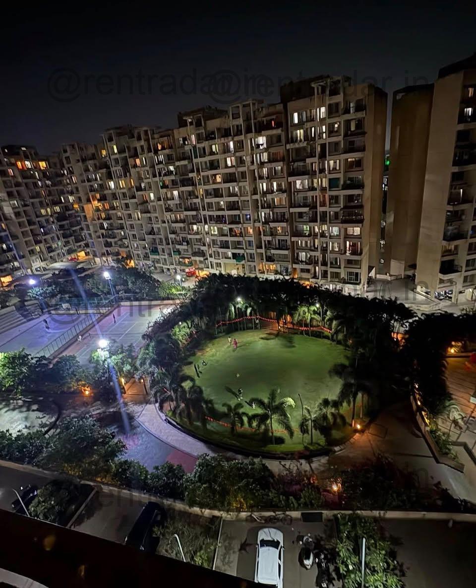Room in 2bhk at Lohegaon (bramha Skycity Apartments)