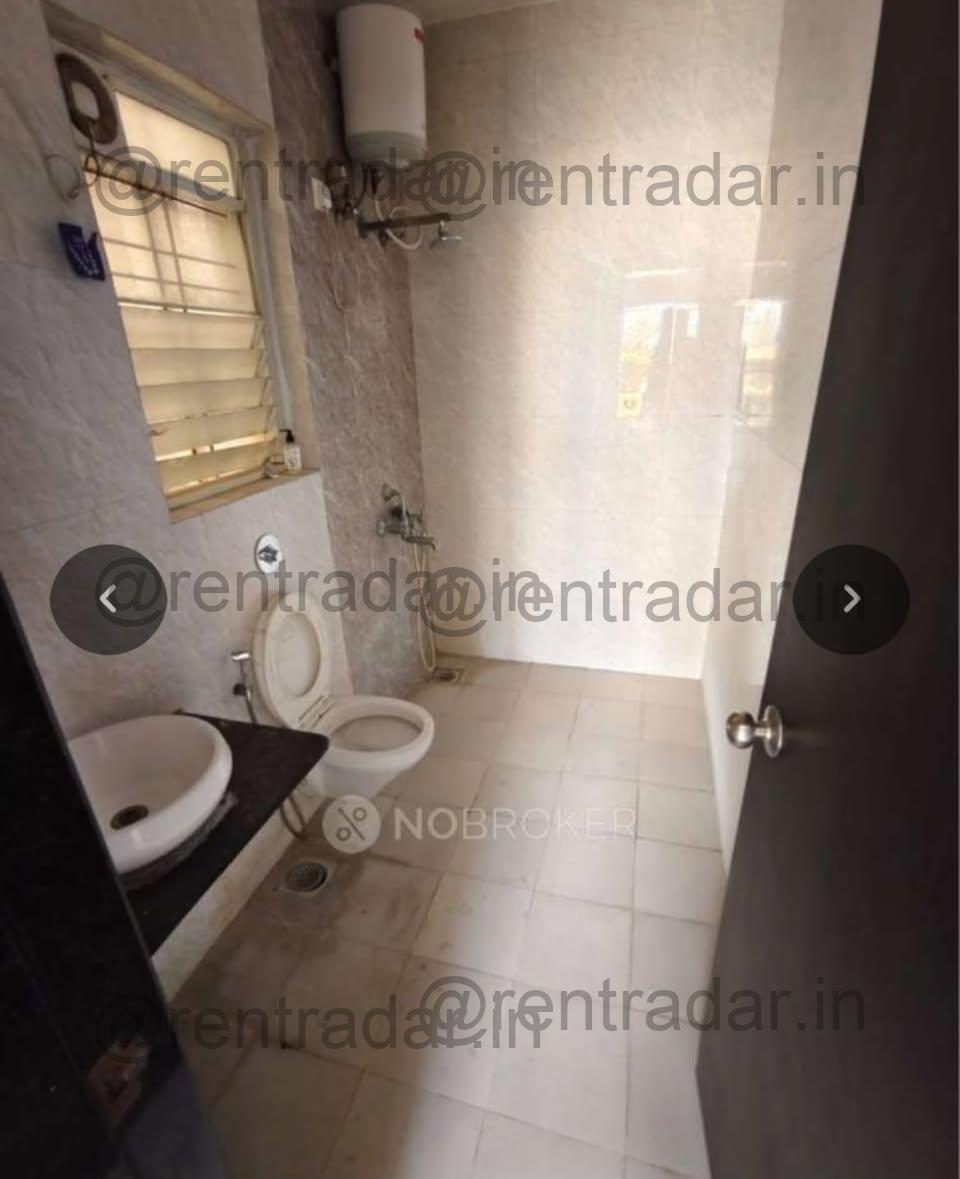 Room in 2 Bhk at Kharadi