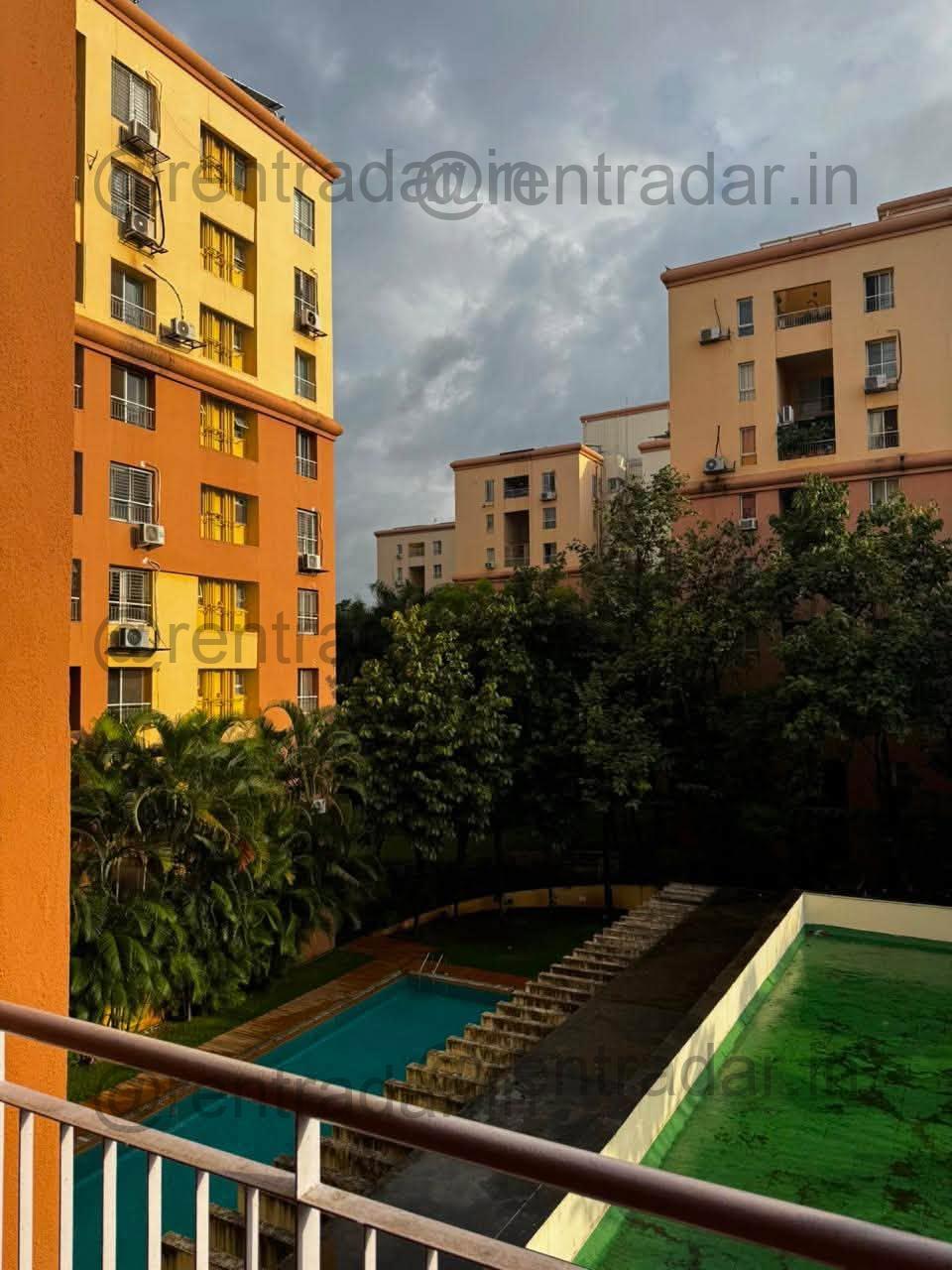 Room in 3bhk at Viman Nagar (zircon Society)