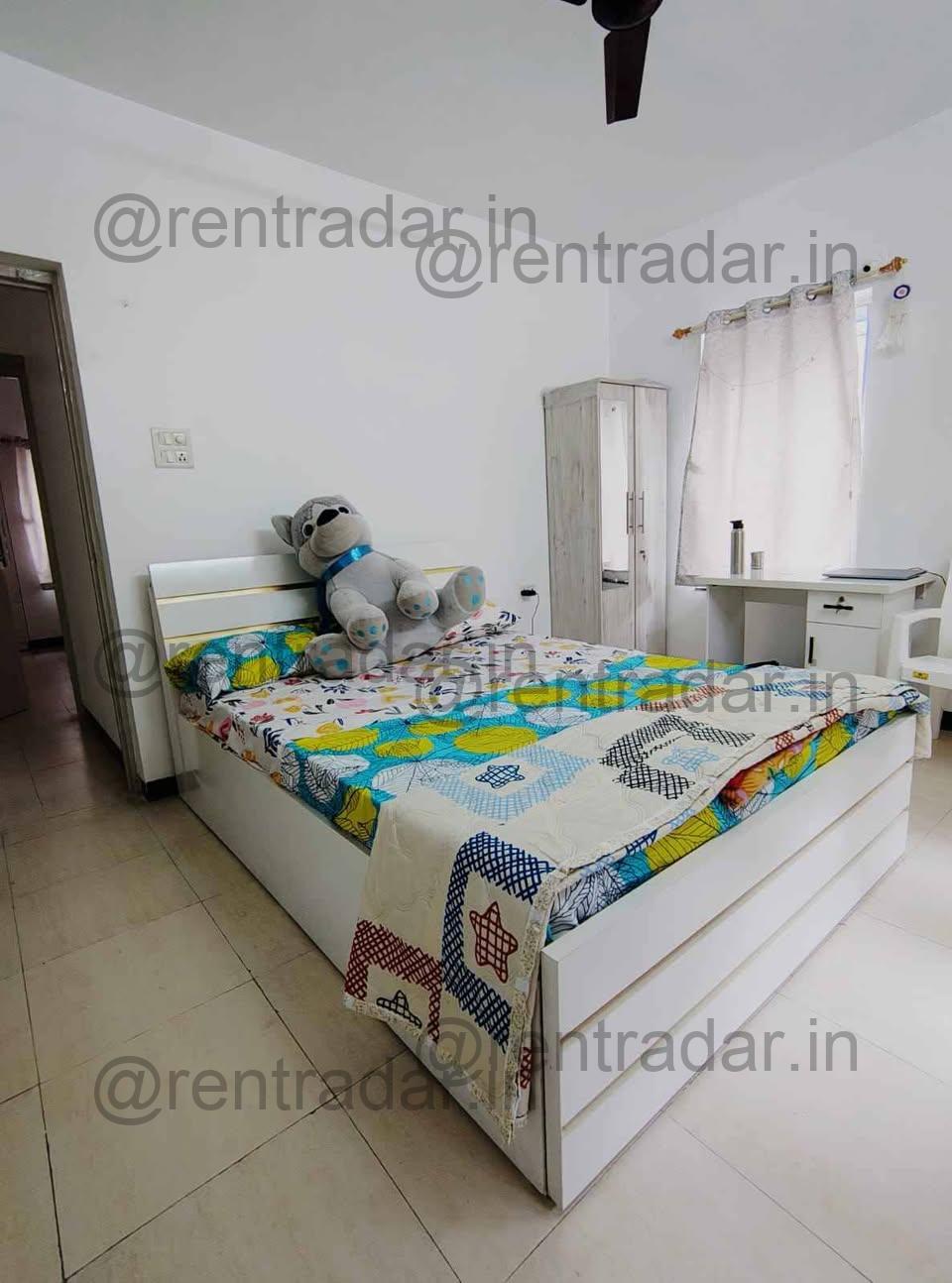Room in 3bhk at Kharadi