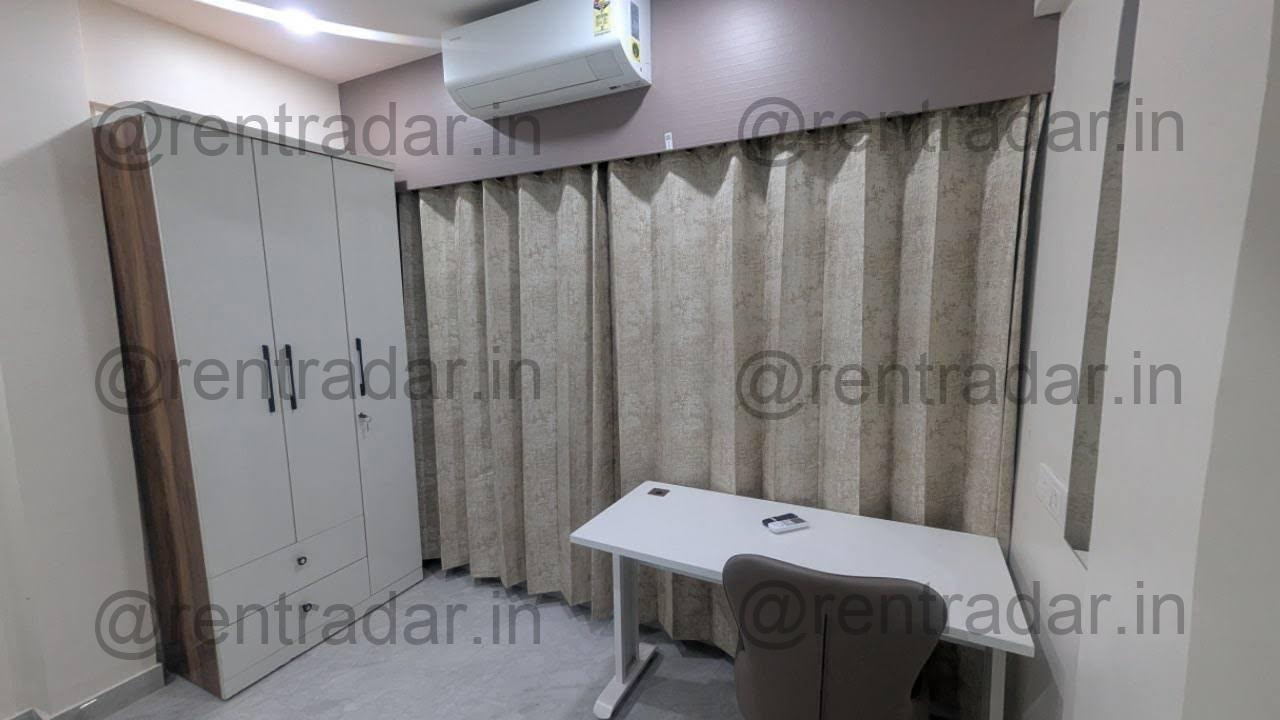 Room in 3-bhk at Kothrud