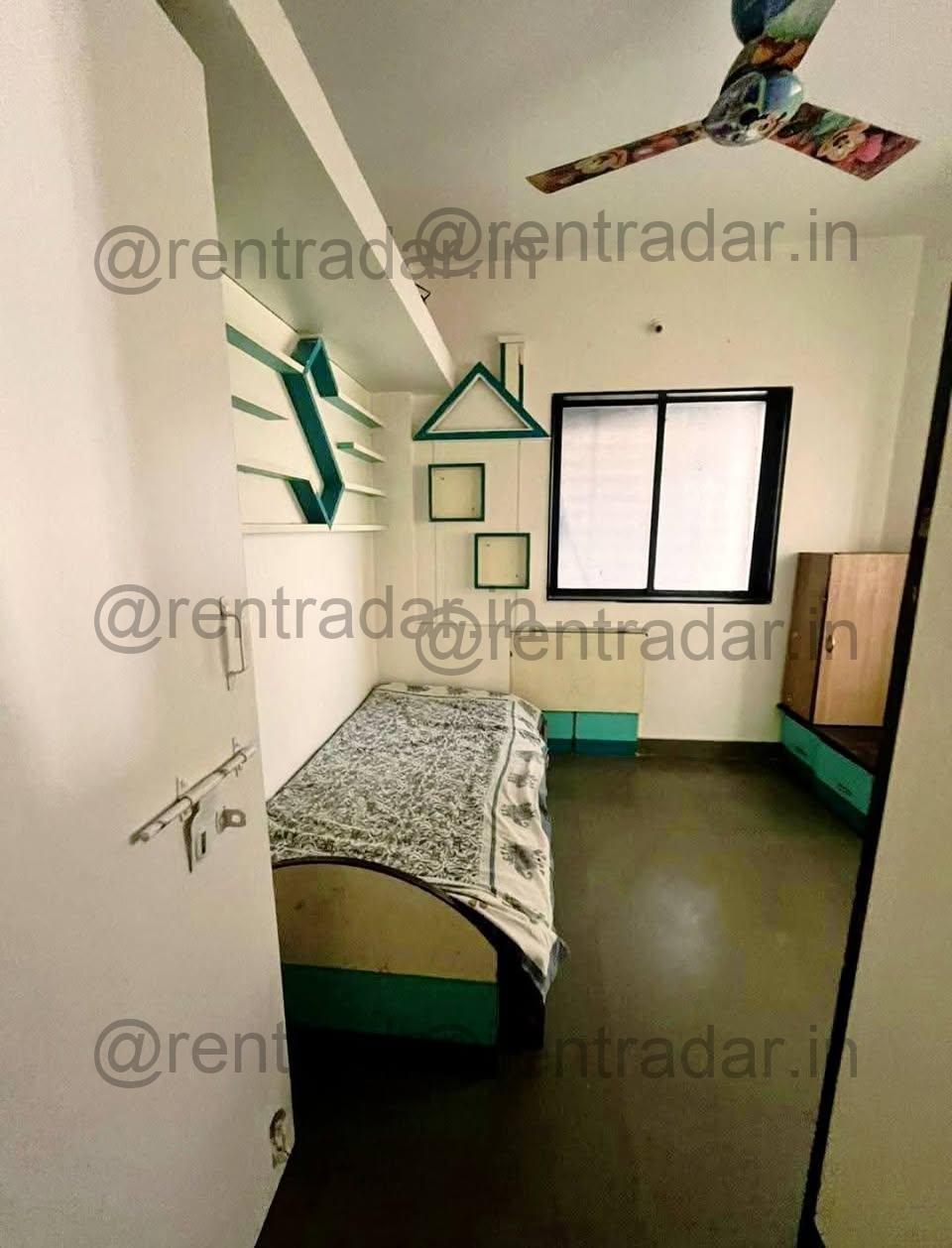 Room in 2 Bhk at Gokhalenagar