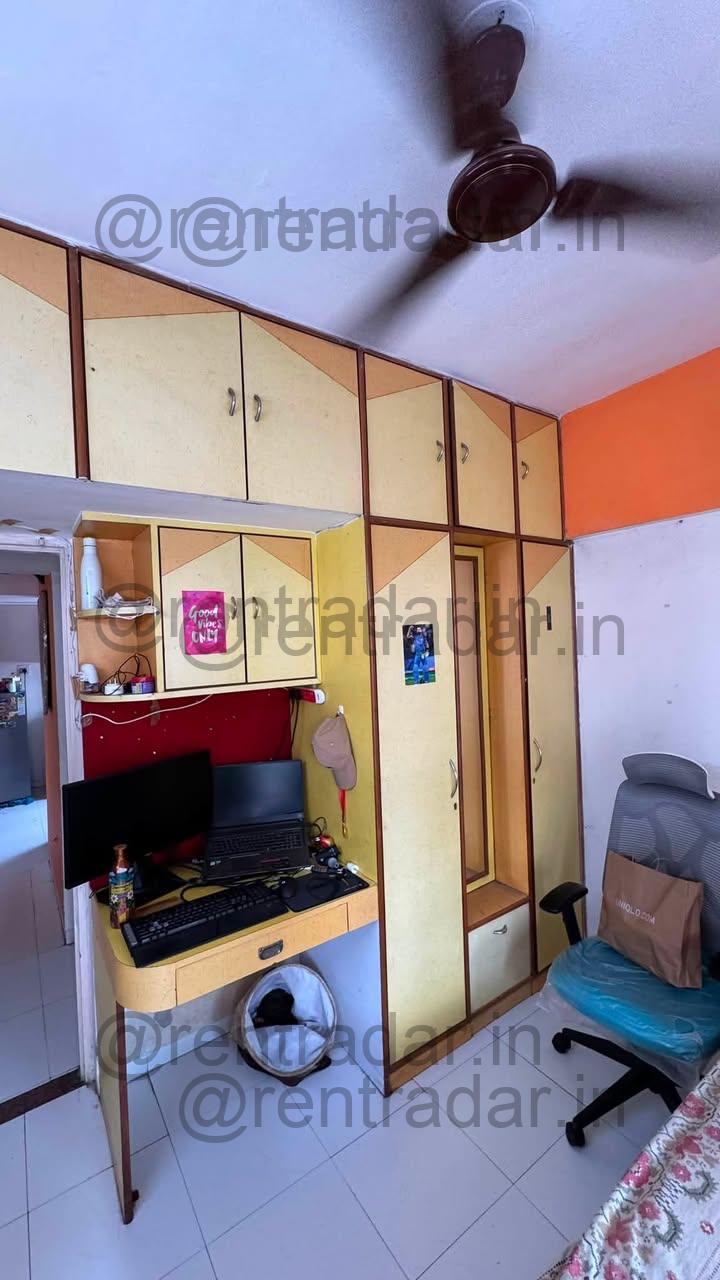 Room in 2bhk at Viman Nagar