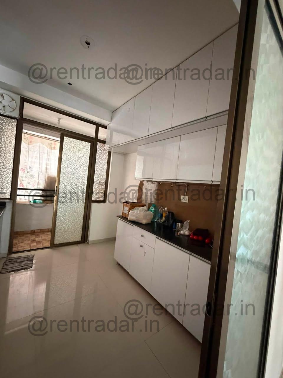 Private Room in 2bhk at Fursungi (sp Residency)