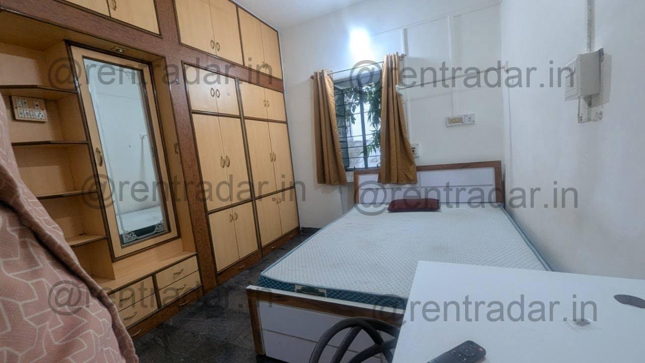 Room in 4 Bhk at Kothrud Stand Square