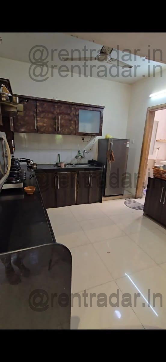 Room in 3bhk at Ghorpadi (yellow Blossom Society)