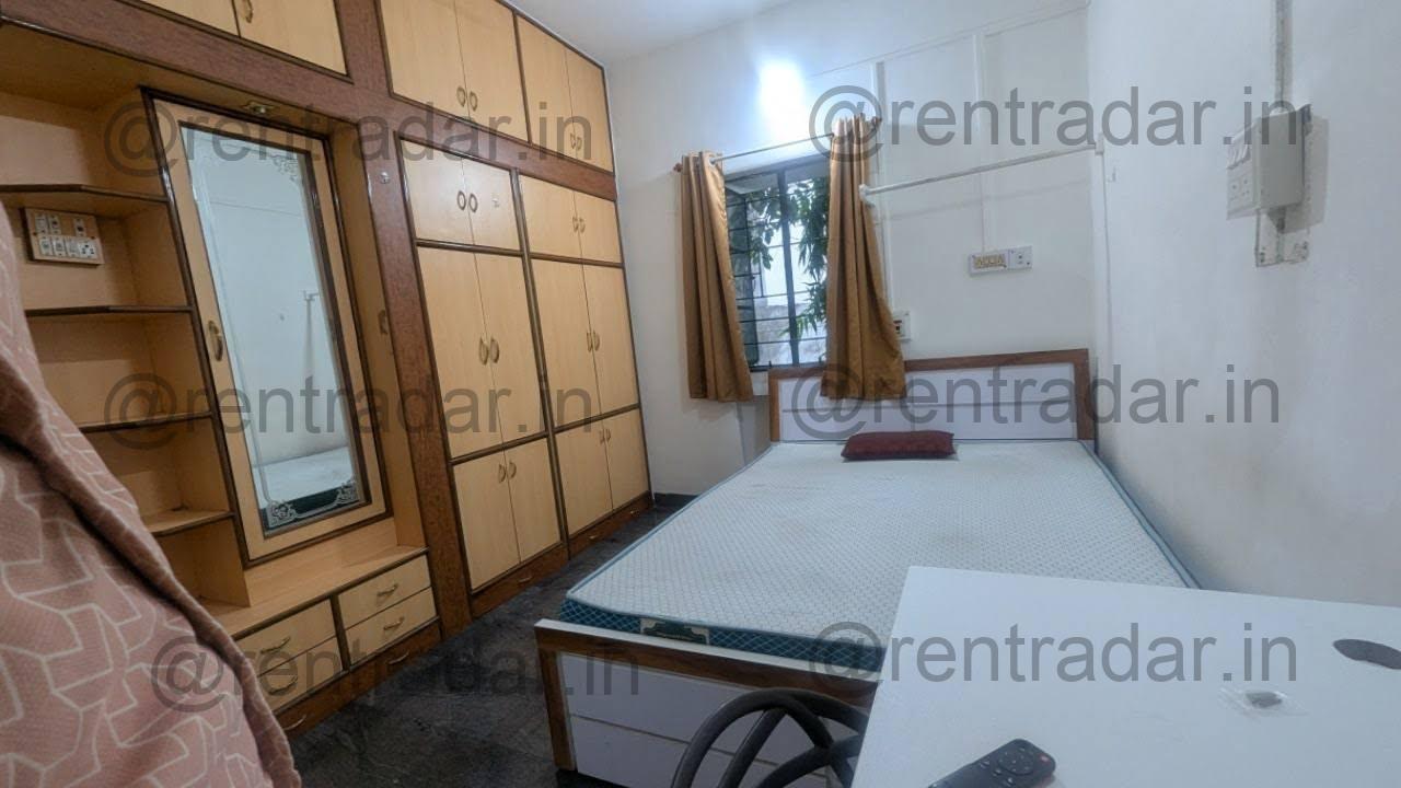 Room in 4 Bhk at Kothrud Stand Square