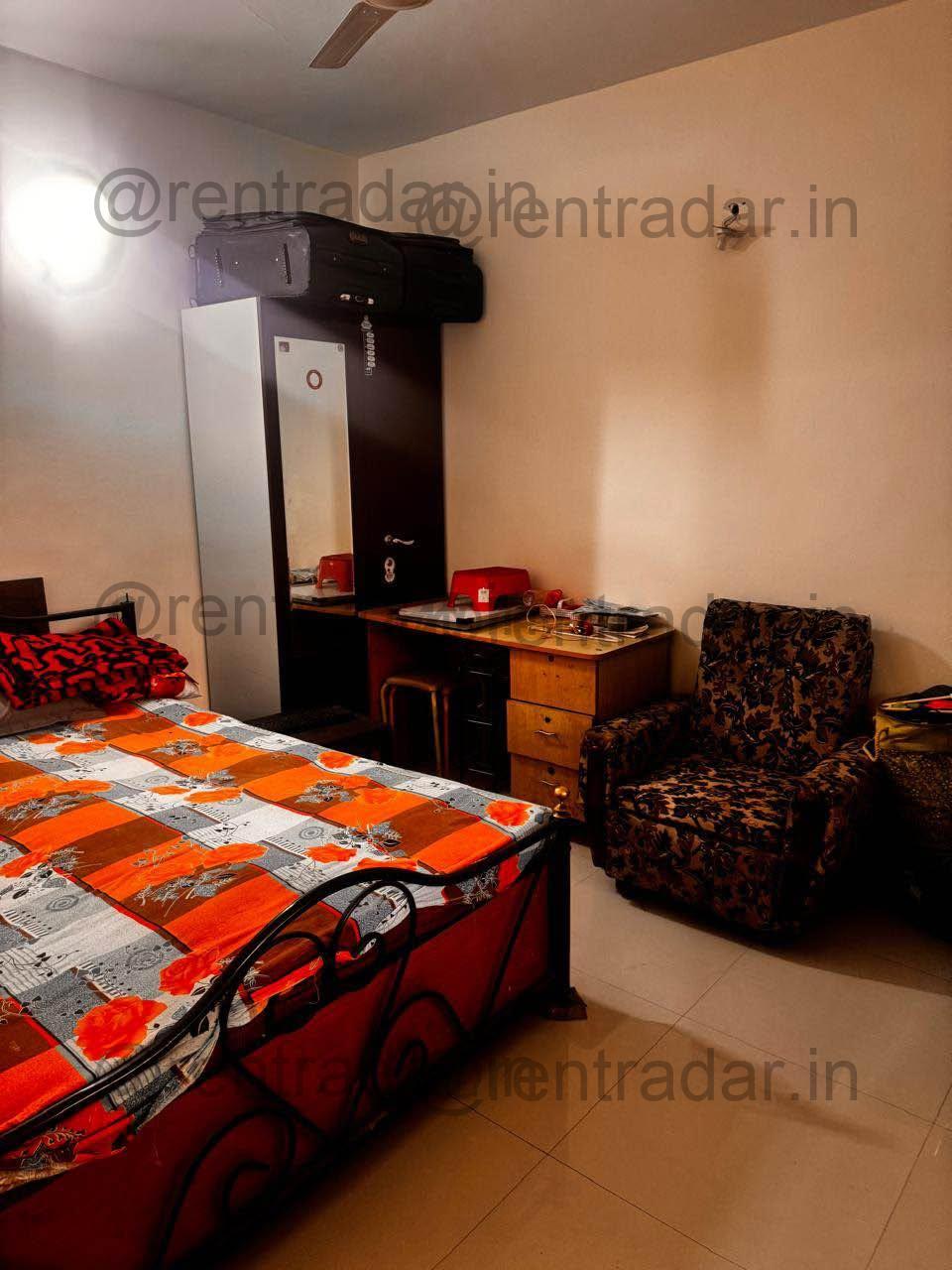 Private Room in 2bhk at Pune, MH