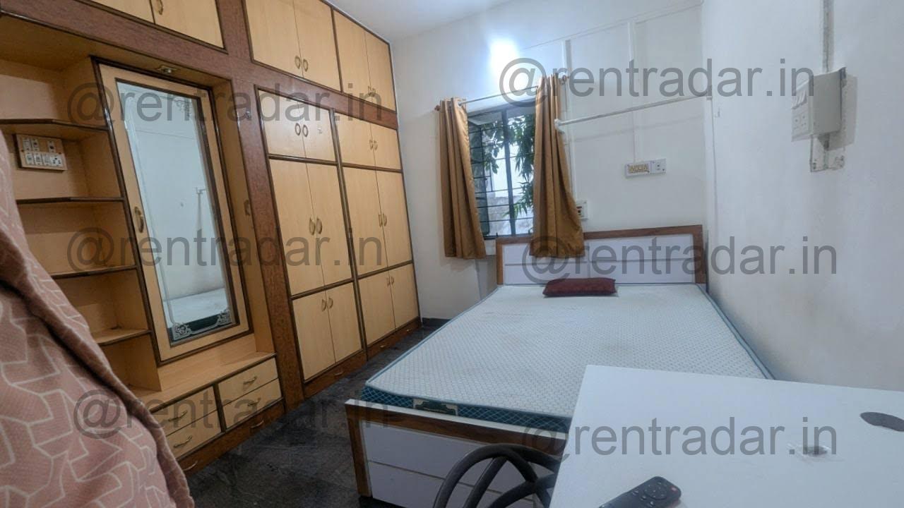 Room in 4 Bhk at Kothrud Stand Square