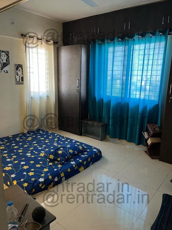 Private Room in 2bhk at North Hadapsar (shantiniketan Society)